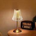 xLumina-led-retro-tischlampe-usb-aufladbar-stilvolle-beleuchtung-dekorativ