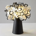 clarity-led-tischlampe-minimalistisches-design-energiesparend-modern-xlumina
