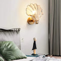 coralglimmer-wandlampe-muschelfoermiges-glas-elegant-design-wohnzimmer-schlafzimmer-flur-xlumina2