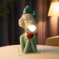 decoglam-artisan-sisters-tischlampe-gold-weiss-elegantes-interieur-luxus-design-xlumina4