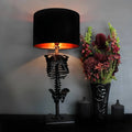 gothic-skelett-tischlampe-led-licht-dekoration-xlumina4