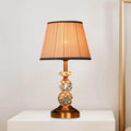 kristallglow-tischlampe-facettengeschliffene-kristallkugeln-modern-luxurios-design-xlumina7