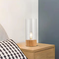 lumeo-stilvolle-zylinder-nachttischlampe-natur-holzfuß-led-modern-xlumina