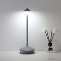 lumitap-beruhrungsempfindliche-led-Tischlampe-dimmbar-modern-energieeffizient-xlumina