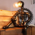 roboleuchte-moderne-schlafzimmerlampe-roboterform-futuristisches-design-silber-schwarz-lampe-xlumina2